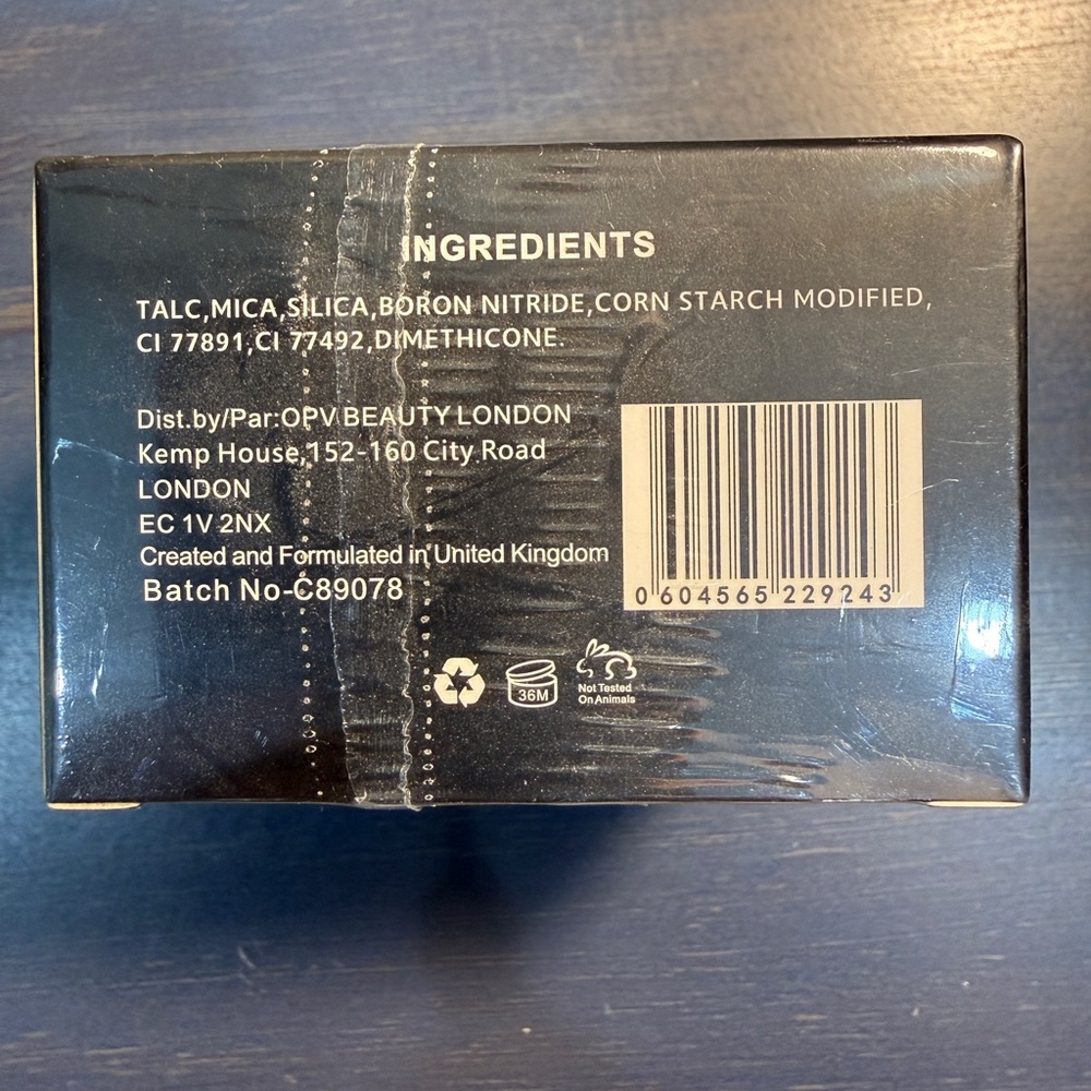 OPVBeauty Translucent Loose Setting Powder - Translucent - Picture 3 of 3